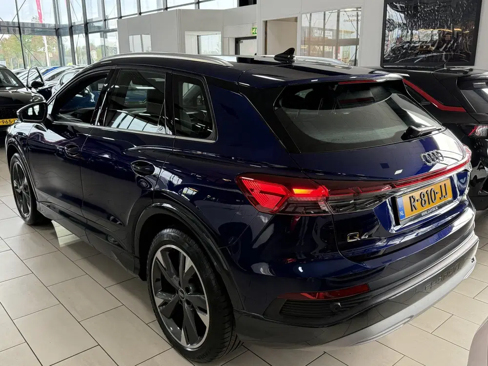 Audi Q4 e-tron 35 Launch edition S Competition 55 kWh ELE uit 2021, foto 3