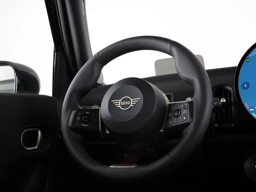 Mini John Cooper Works Cooper C John Cooper Works Pakket M (bj 20 uit 2026, foto 2