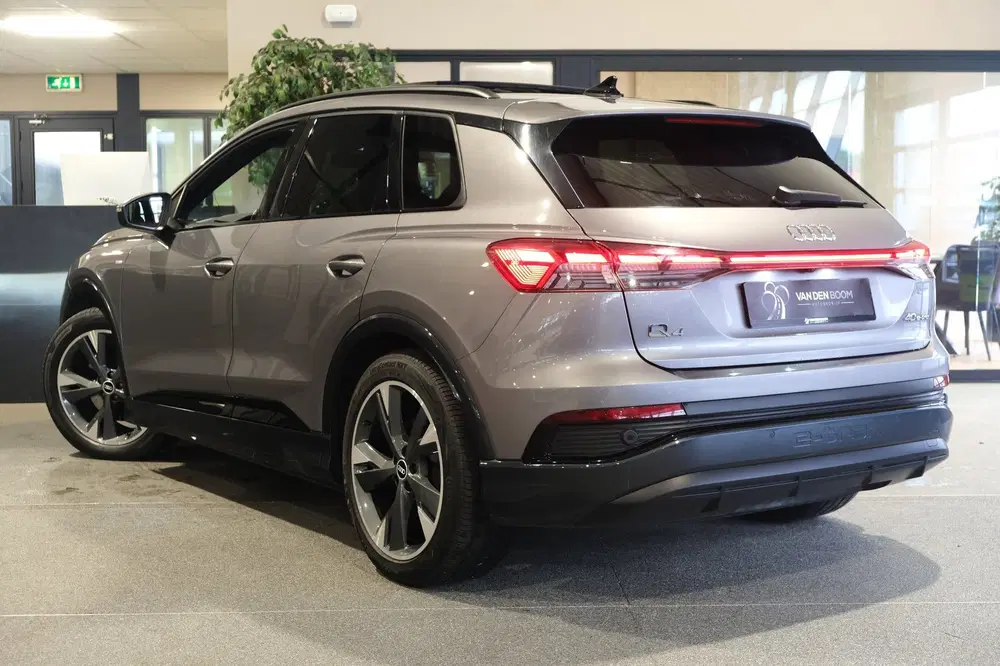Audi Q4 e-tron 40 204pk 90% SOH 2x s-line Pano Leder Trek uit 2021, foto 8