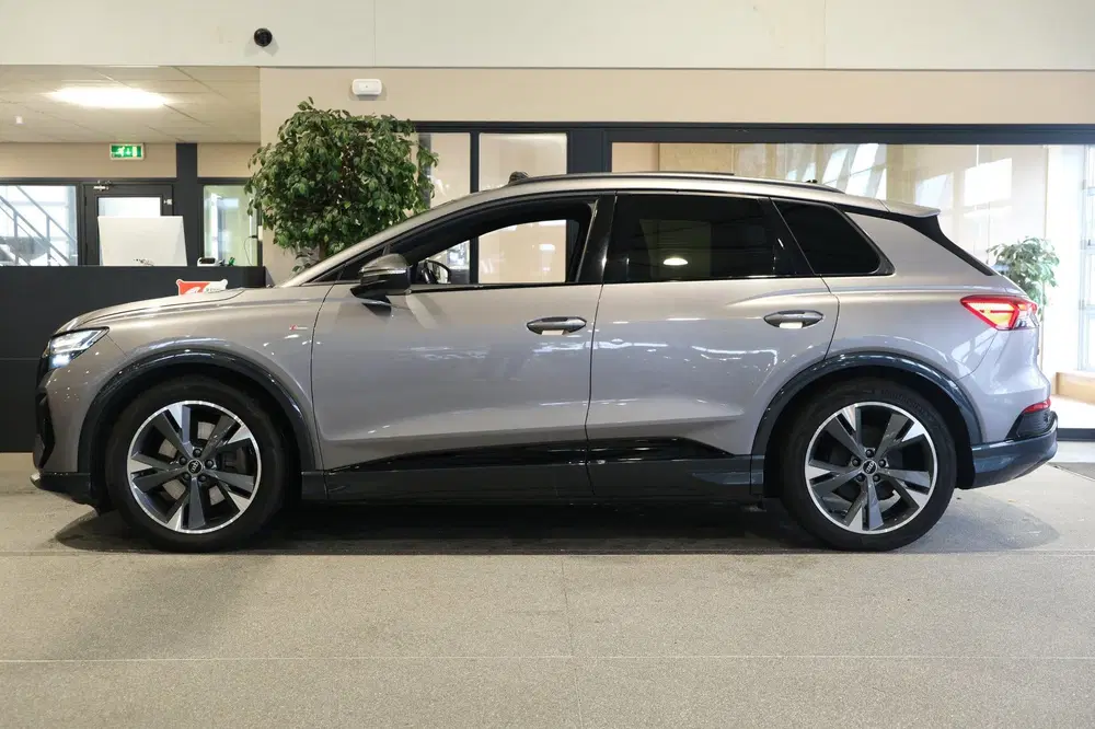 Audi Q4 e-tron 40 204pk 90% SOH 2x s-line Pano Leder Trek uit 2021, foto 9
