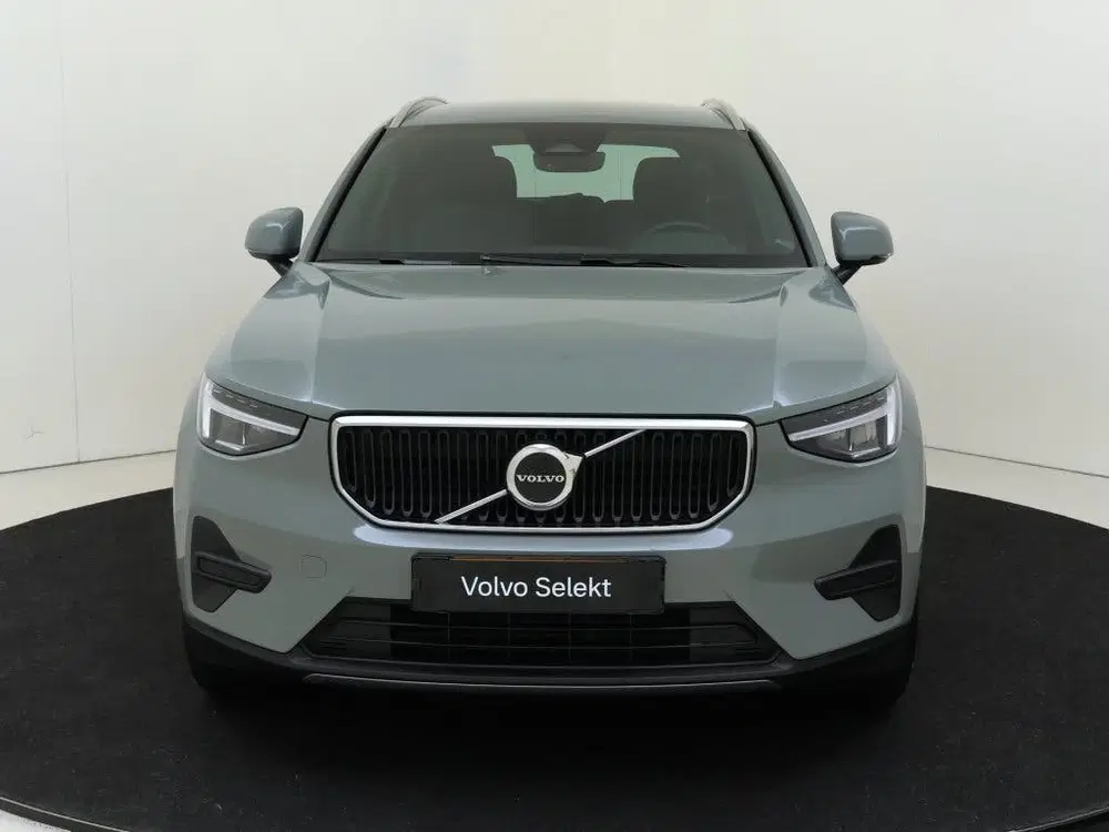 Volvo XC40 B4 uit 2024, foto 4