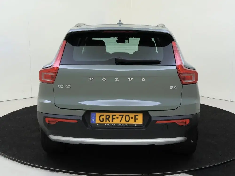 Volvo XC40 B4 uit 2024, foto 6
