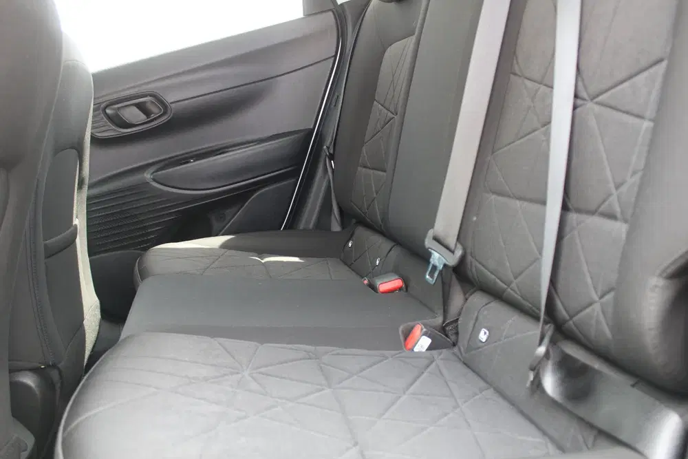 Hyundai BAYON 1.0 T-GDI Premium Sky Two-Tone l Stuur- en uit 2022, foto 10