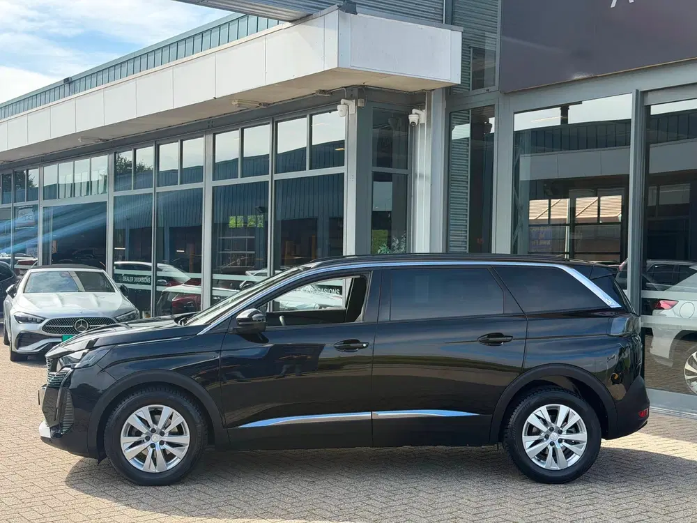 Peugeot 5008 1.2 PureTech Style Airco Cruise Lmv Navi uit 2023, foto 4