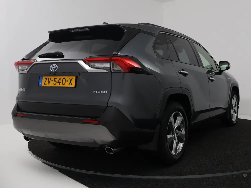Toyota RAV 4 2.5 Hybrid AWD Executive uit 2019, foto 2