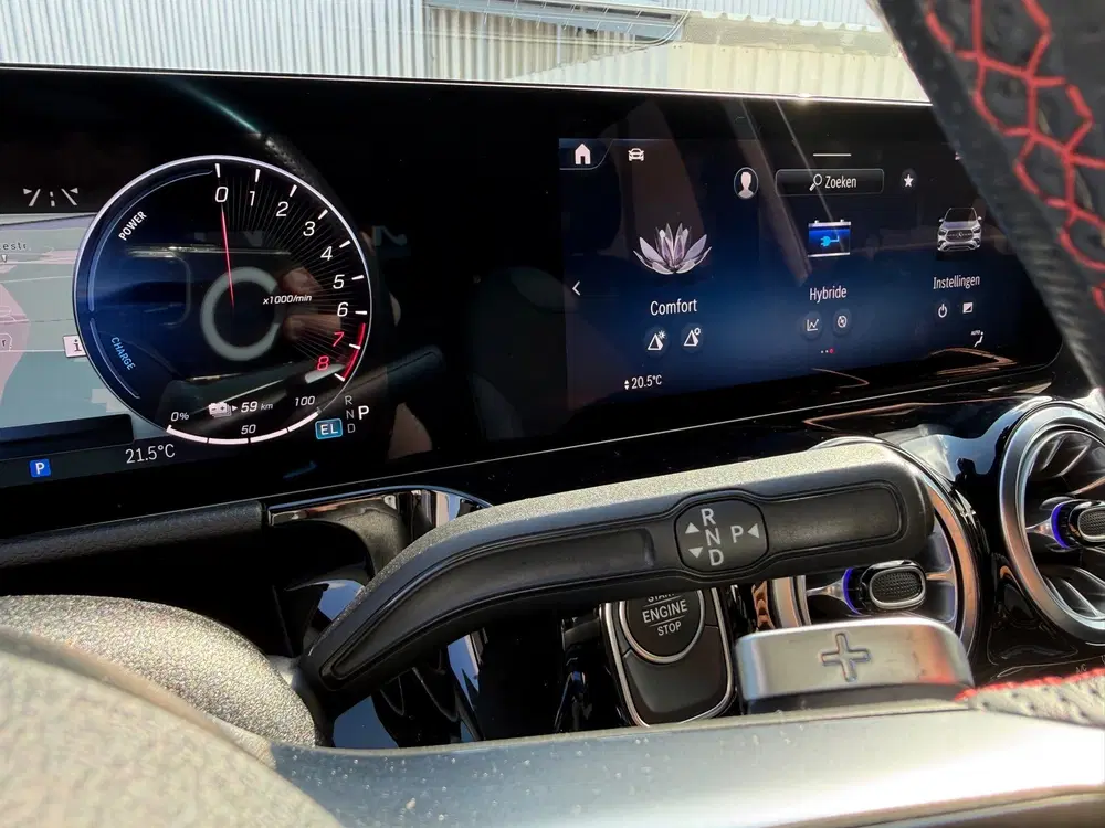 Mercedes-Benz GLA 250 e AMG Line FULL uit 2024, foto 13