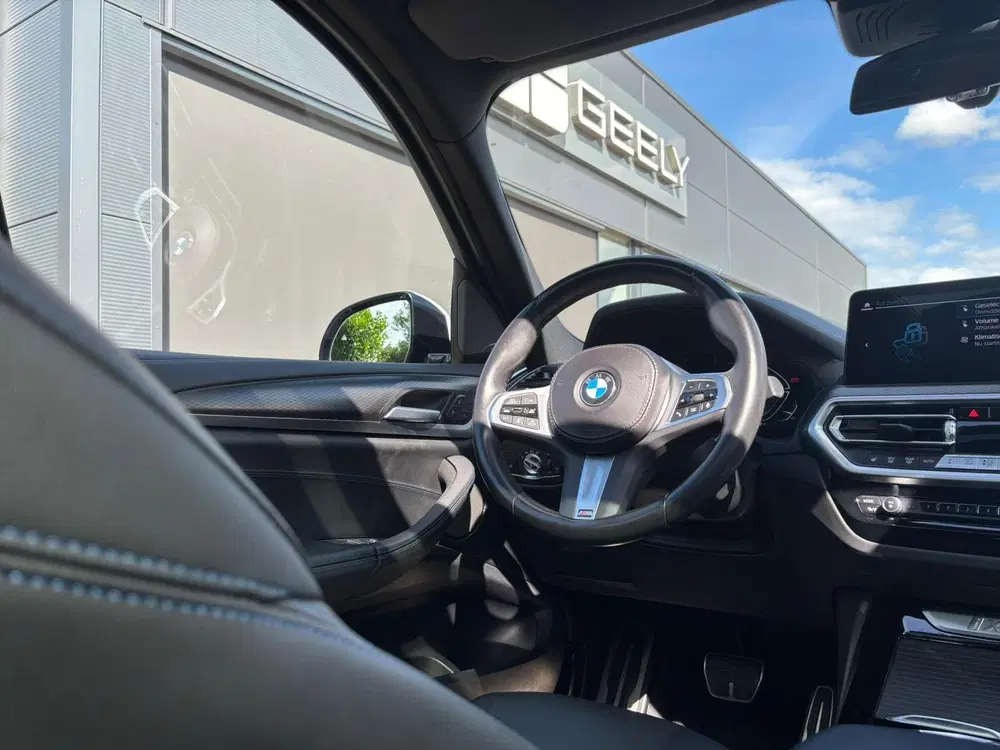 BMW iX3 High Executive 80 kWh 285 PK uit 2023, foto 13