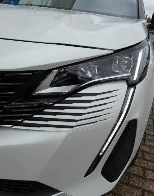 Peugeot 5008 1.6 PURETECH GT 181PK Automaat uit 2022, foto 3