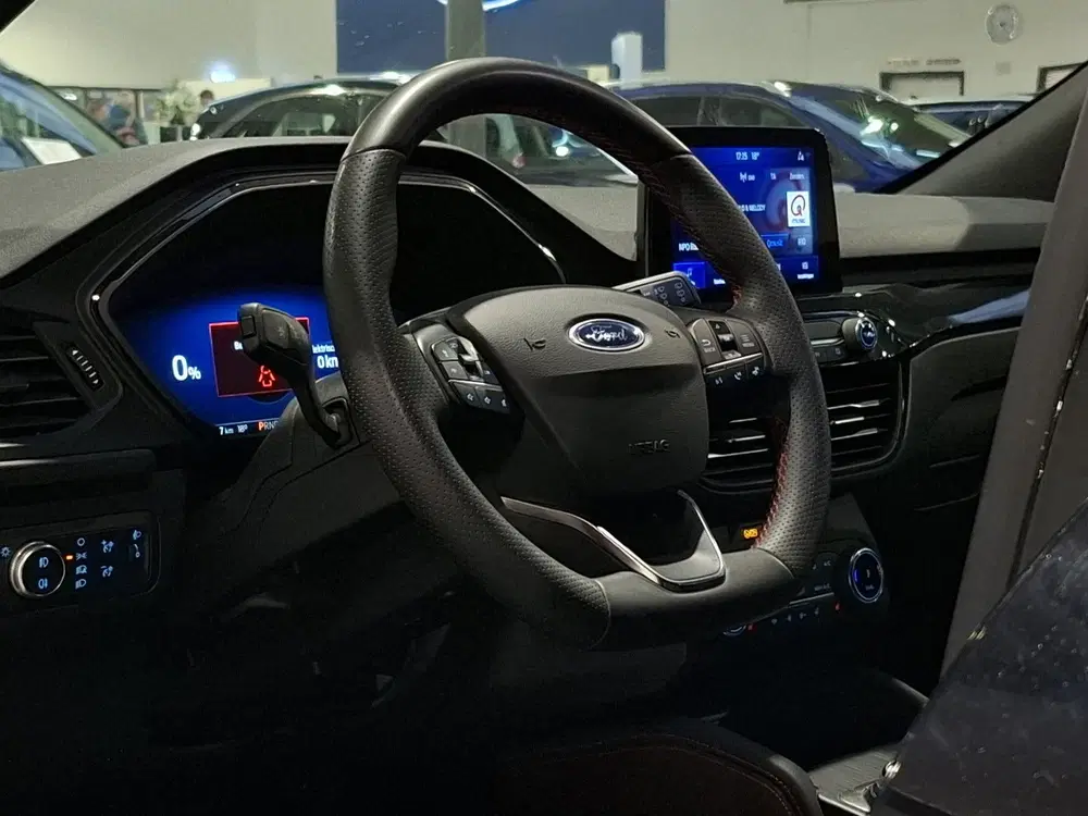 Ford Kuga 2.5 PHEV ST-Line X uit 2023, foto 13
