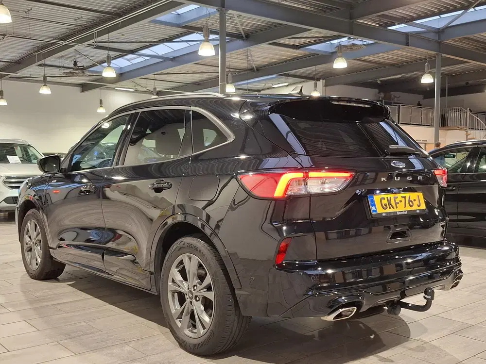 Ford Kuga 2.5 PHEV ST-Line X uit 2023, foto 3