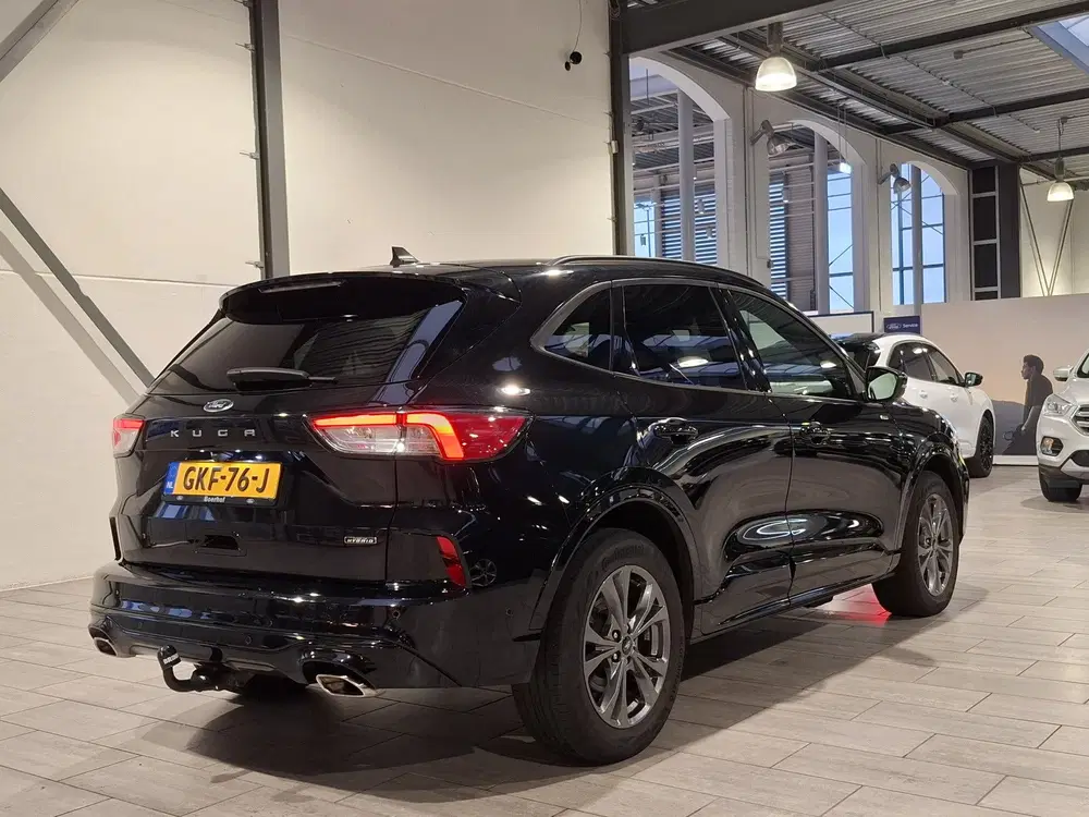 Ford Kuga 2.5 PHEV ST-Line X uit 2023, foto 5