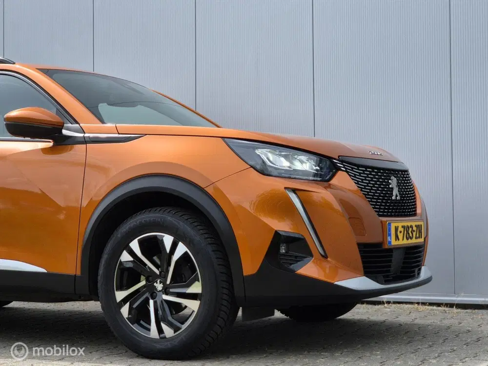 Peugeot 2008 1.2 PURETECH ALLURE AUTOMAAT uit 2021, foto 10