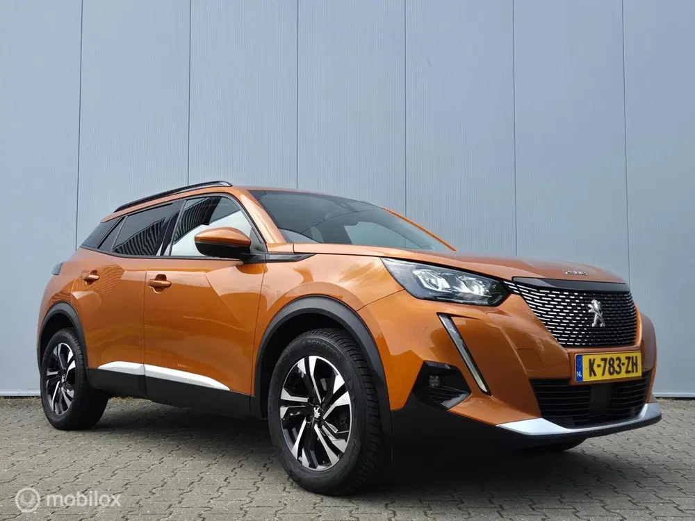 Peugeot 2008 1.2 PURETECH ALLURE AUTOMAAT uit 2021, foto 7