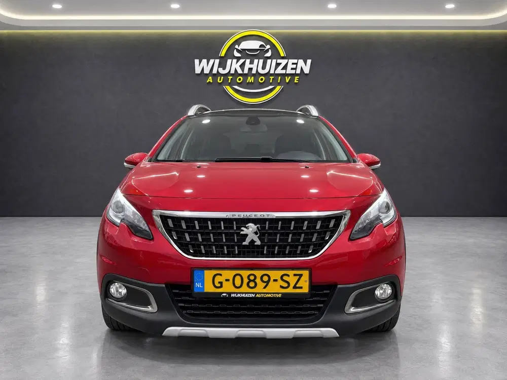 Peugeot 2008 1.2 PureTech Allure met Panorama dak Led D uit 2019, foto 2