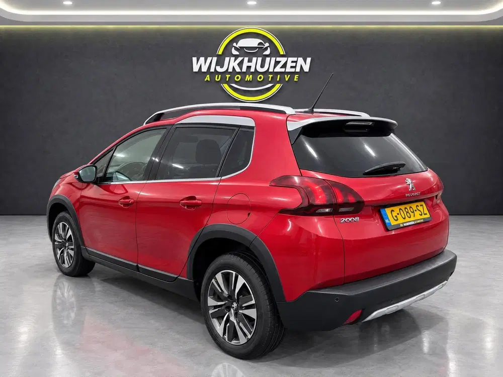 Peugeot 2008 1.2 PureTech Allure met Panorama dak Led D uit 2019, foto 6