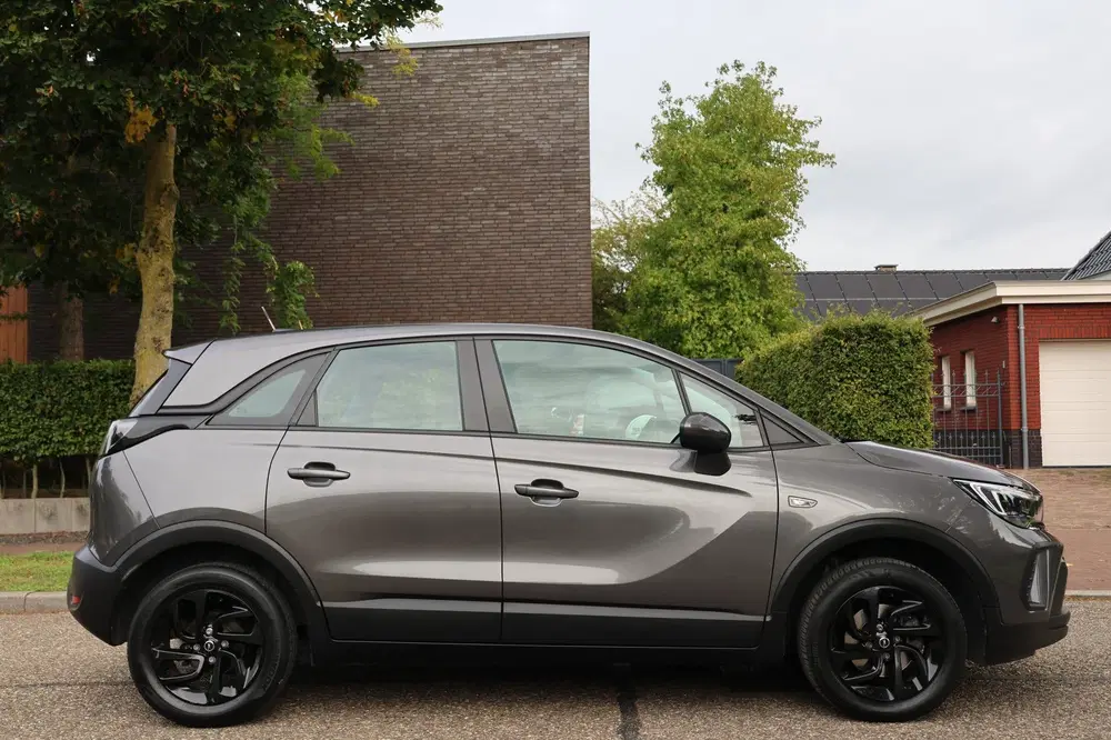 Opel Crossland 1.2 Turbo Elegance uit 2021, foto 2