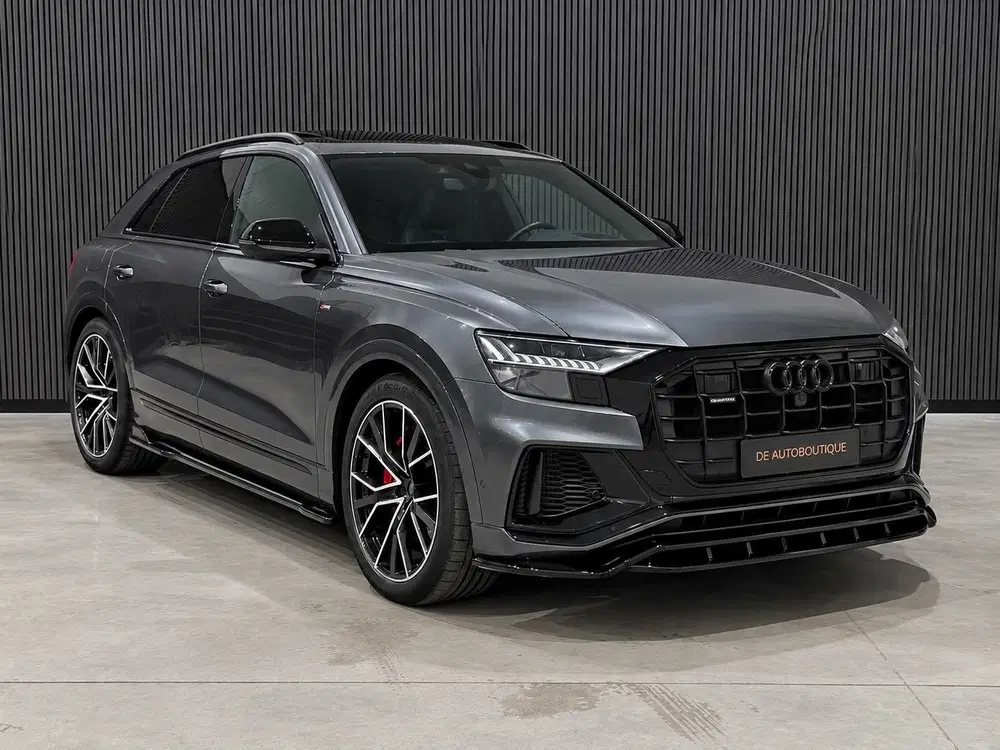 Audi Q8 55 TFSIe Quattro S Line uit 2023