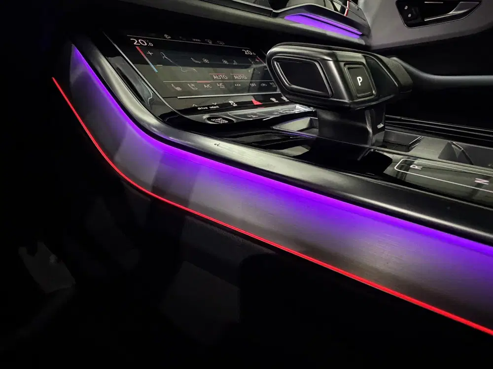 Audi Q8 55 TFSIe Quattro S Line uit 2023, foto 15
