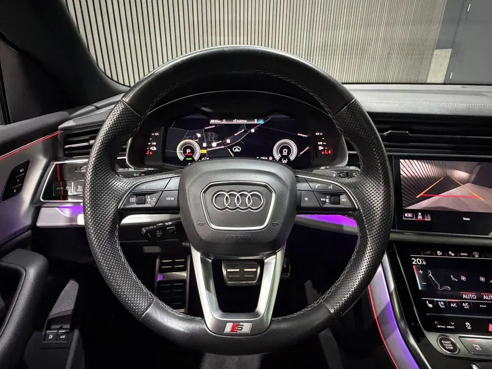 Audi Q8 55 TFSIe Quattro S Line uit 2023, foto 9