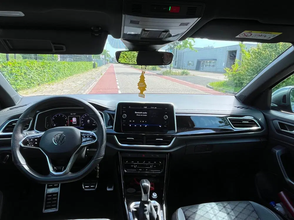 Volkswagen T-Roc 1.5 TSI R-Line Business+ Automaat Navigati uit 2022, foto 4