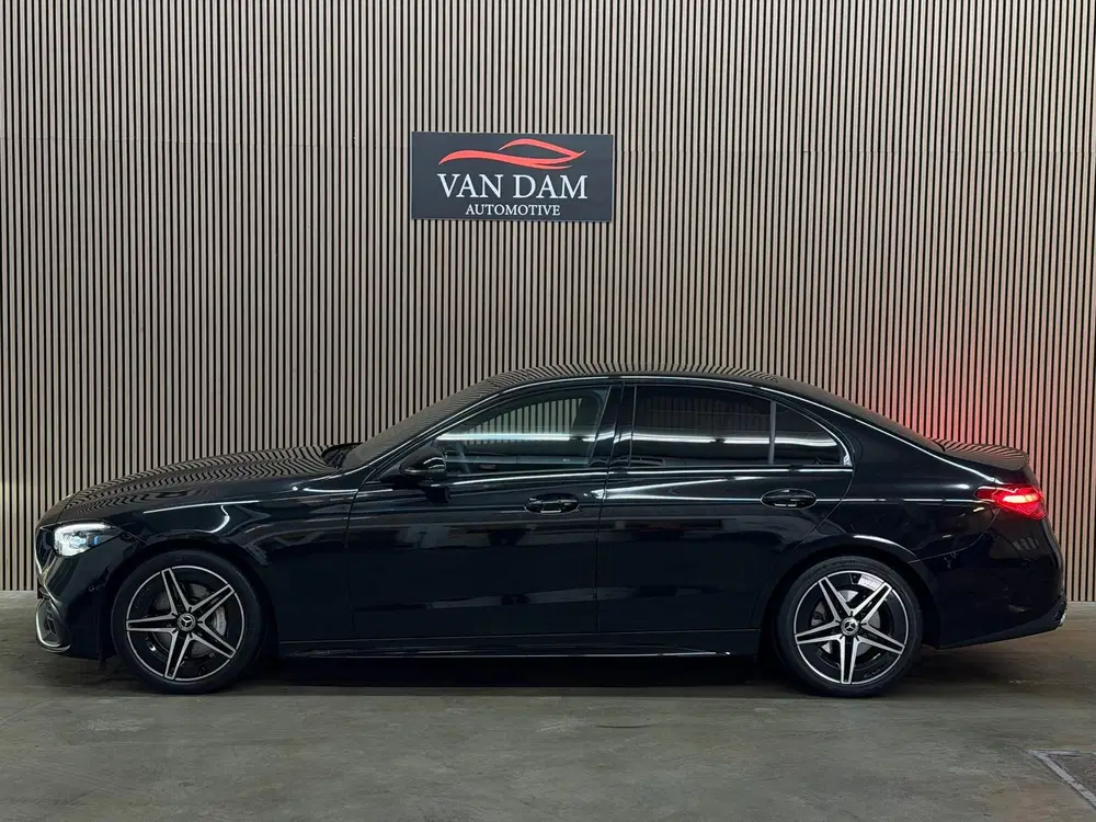 Mercedes-Benz C-Klasse 200 AMG Line 2024 PANO LED CAMERA CAR uit 2024, foto 5