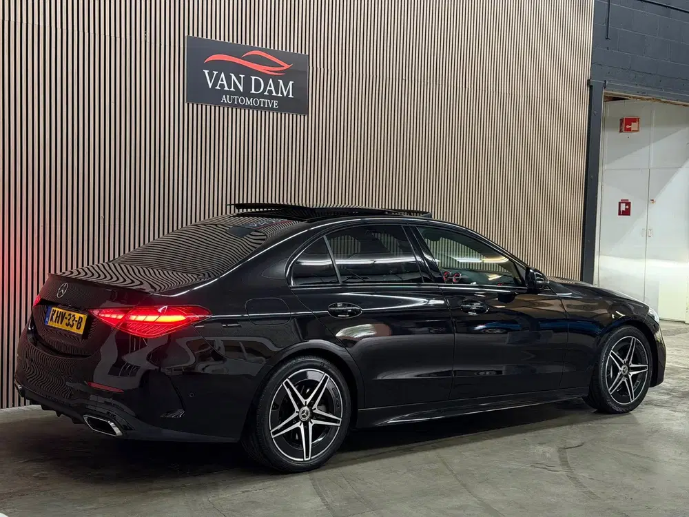 Mercedes-Benz C-Klasse 200 AMG Line 2024 PANO LED CAMERA CAR uit 2024, foto 9