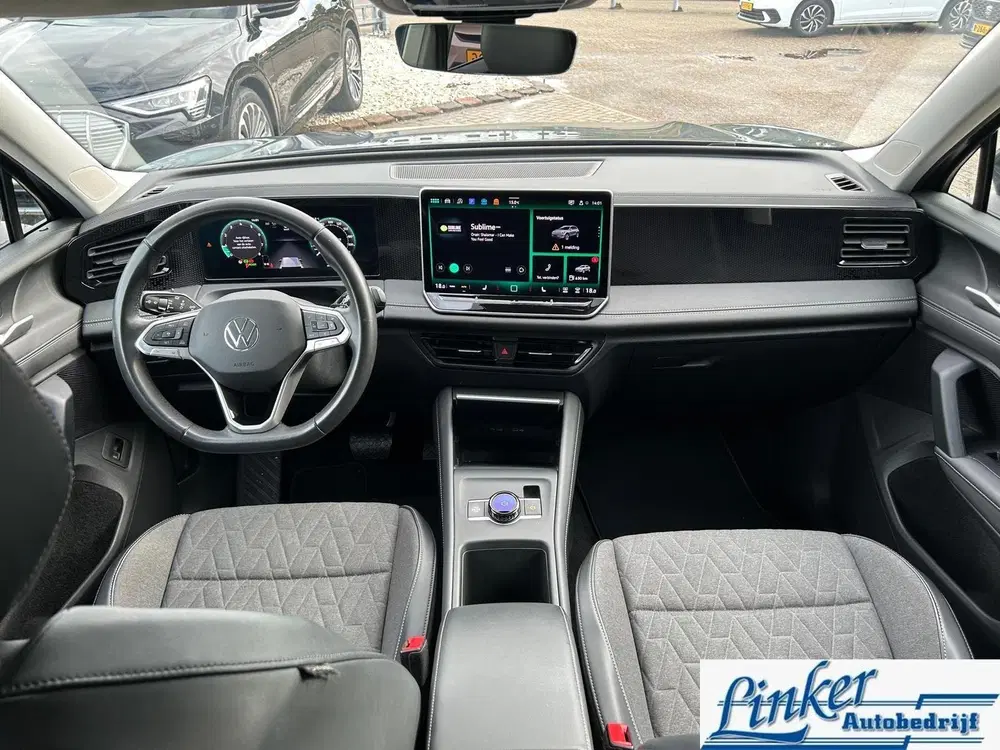 Volkswagen Tiguan 1.5 eTSI R-Line Business uit 2024, foto 15