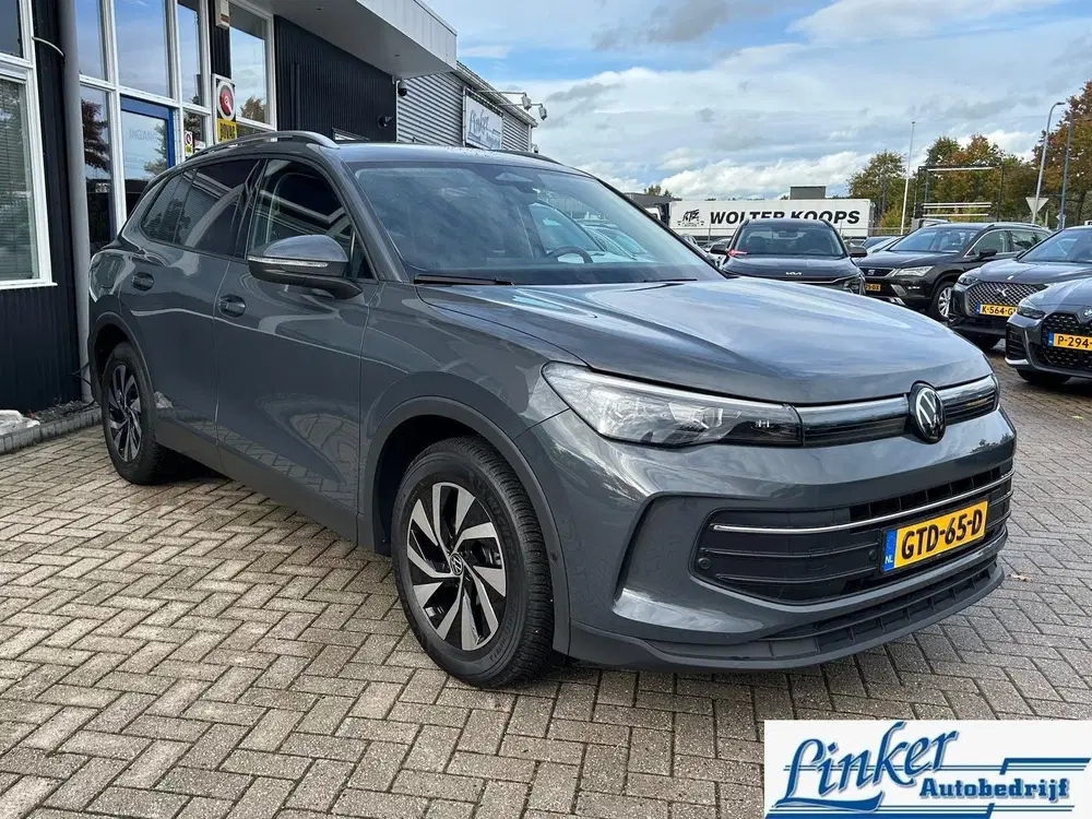 Volkswagen Tiguan 1.5 eTSI R-Line Business uit 2024, foto 5