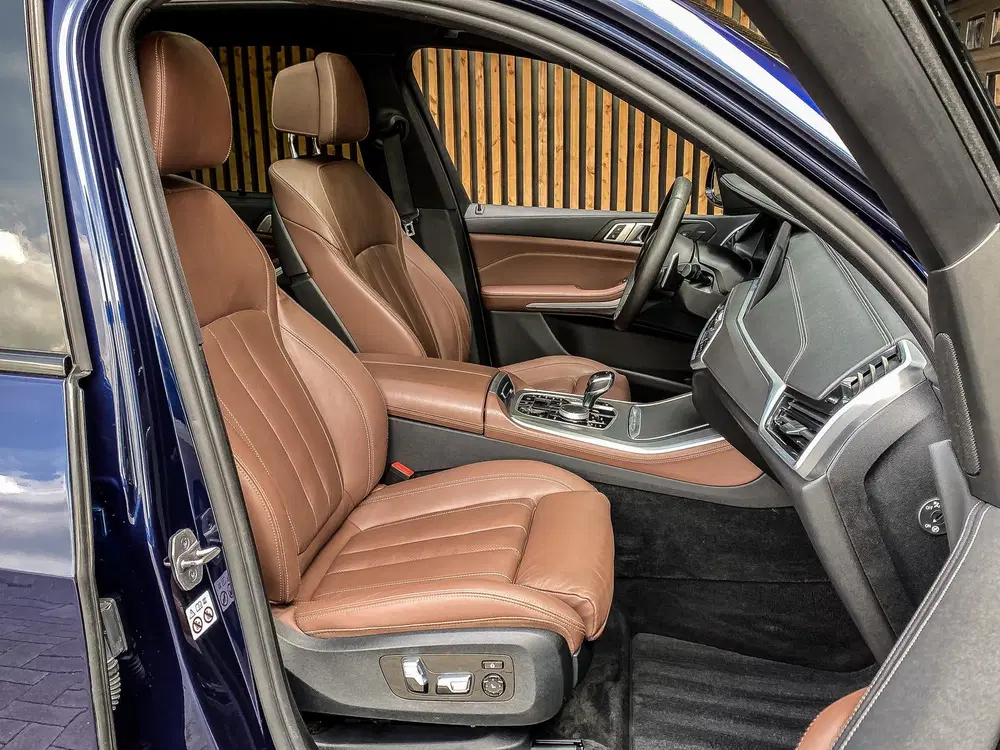 BMW X5 xDrive45e 394PK High Executive M-Sport uit 2021, foto 13