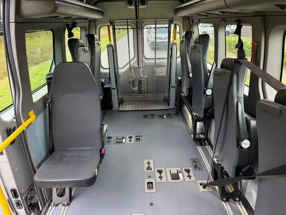 Opel Movano uit 2019, foto 11