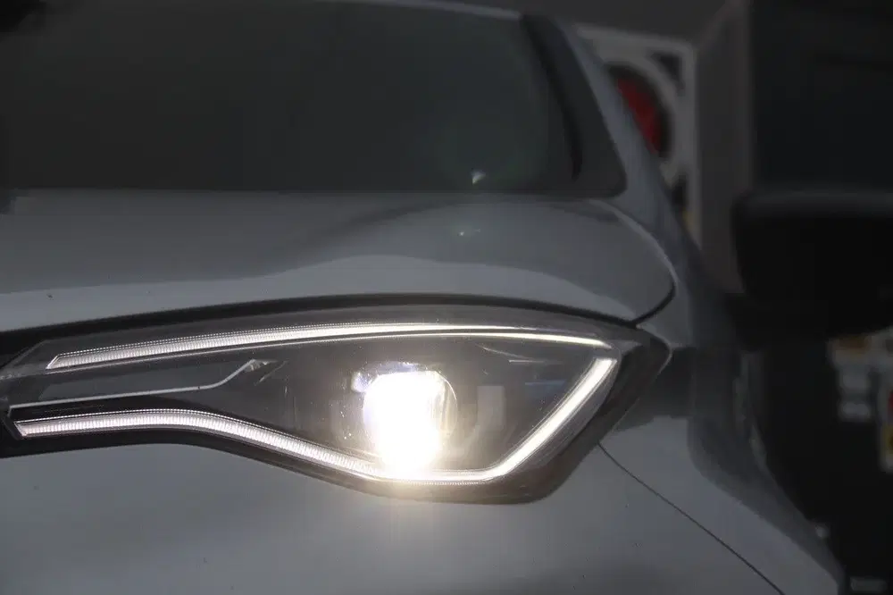 Renault ZOE R135 Limited Automaat 52 kWh uit 2022, foto 3