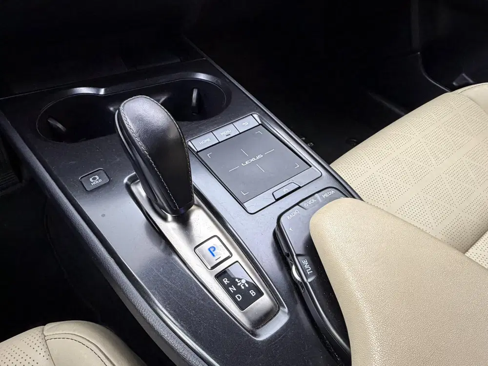 Lexus UX 300e Business Pack Pro SOH 98 uit 2021, foto 13