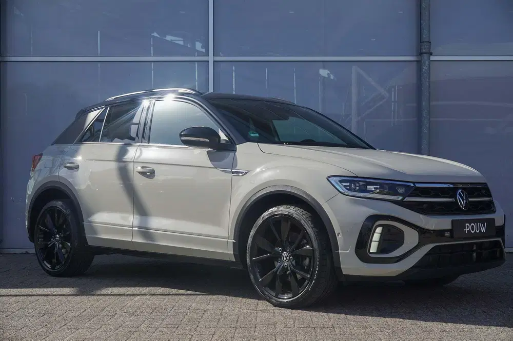 Volkswagen T-Roc 1.5 TSI 150pk DSG R-Line Business uit 2024, foto 10