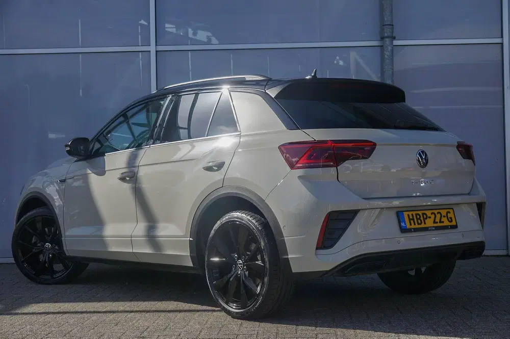Volkswagen T-Roc 1.5 TSI 150pk DSG R-Line Business uit 2024, foto 12