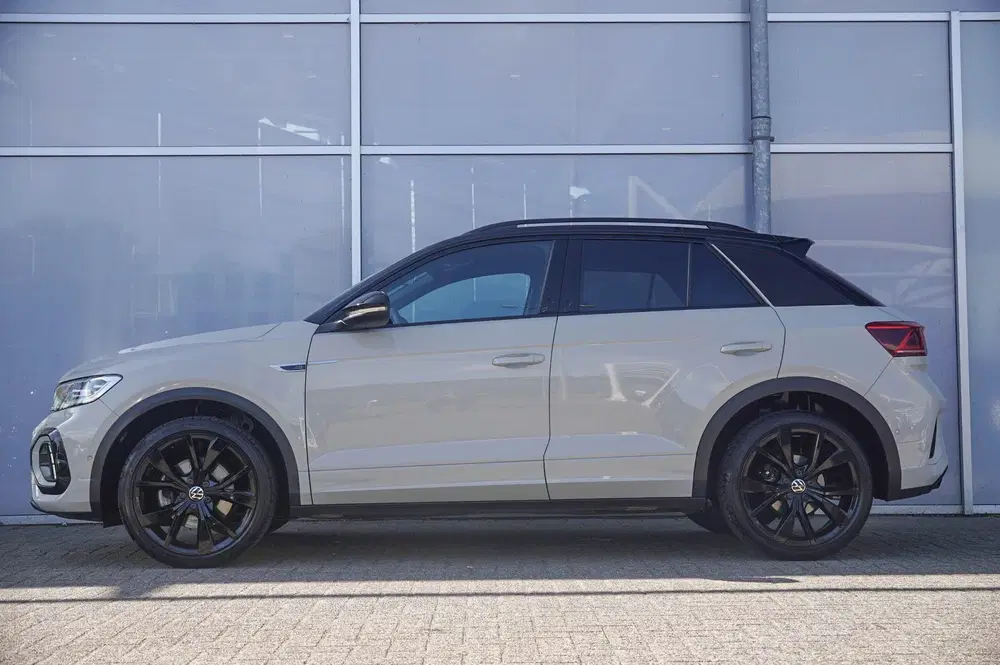 Volkswagen T-Roc 1.5 TSI 150pk DSG R-Line Business uit 2024, foto 13