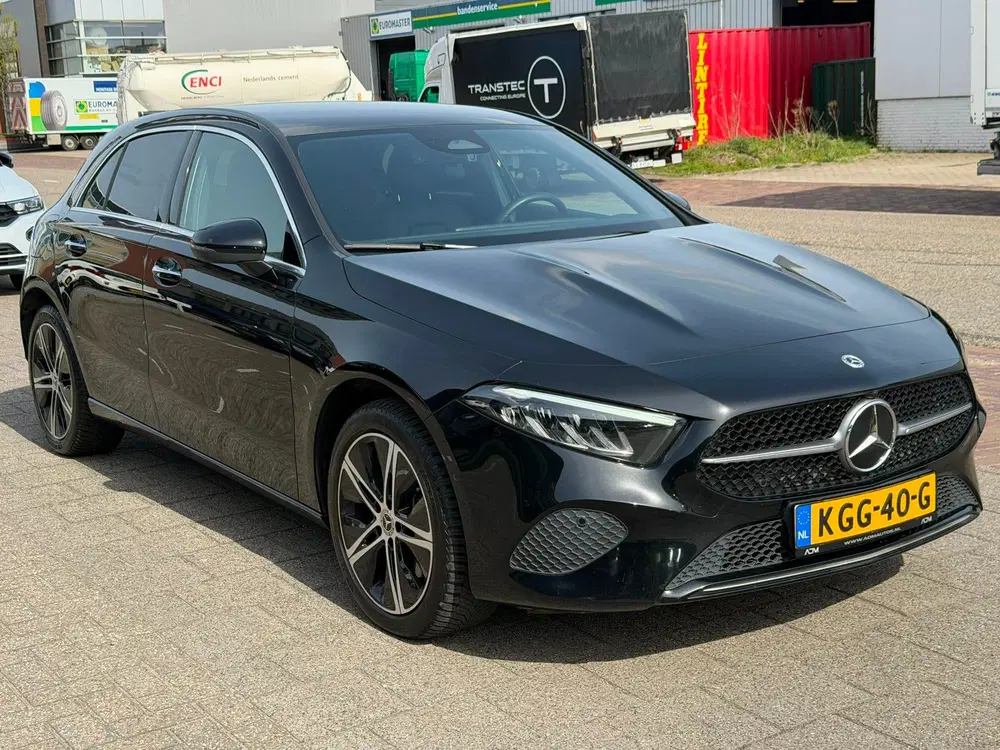 Mercedes-Benz A-Klasse 250 e Business Line uit 2024, foto 12
