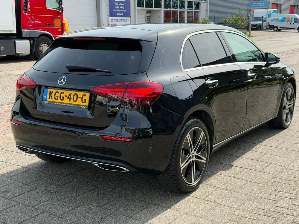 Mercedes-Benz A-Klasse 250 e Business Line uit 2024, foto 14