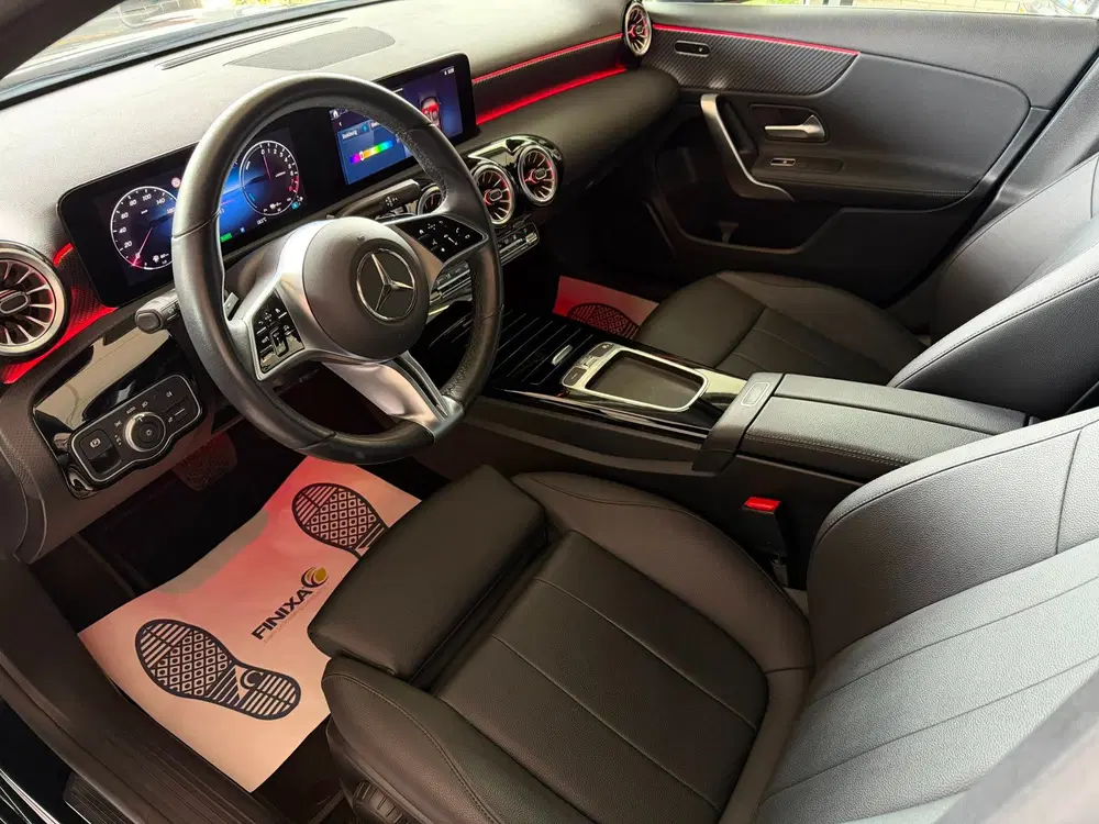 Mercedes-Benz A-Klasse 250 e Business Line uit 2024, foto 5