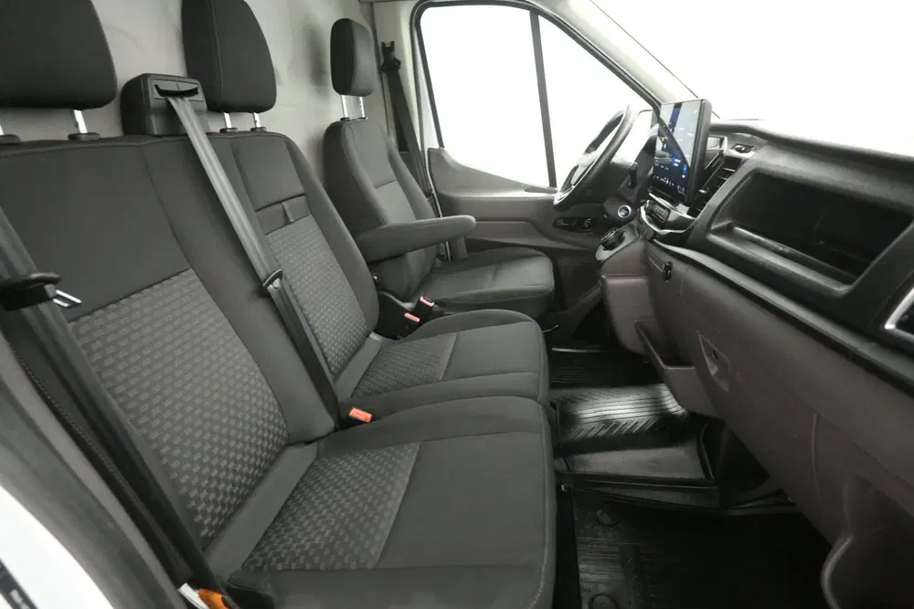Ford Transit L3H3 68 kWh uit 2022, foto 12