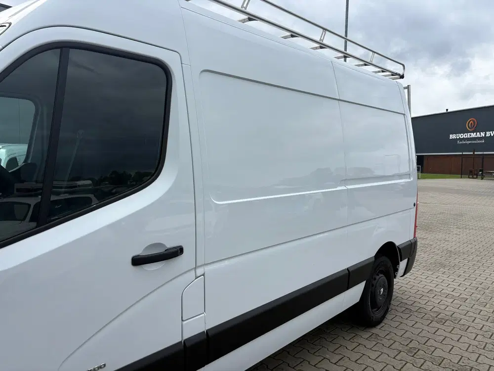 Opel Movano 2.3 Turbo L2H2 Navigatie Airco uit 2020, foto 10