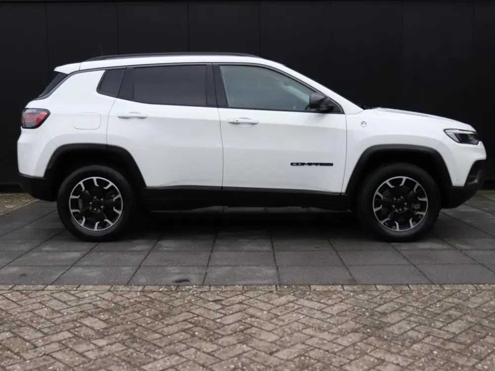 Jeep Compass 4xe 240 Plug-in Hybrid Electric Trailhawk uit 2021, foto 4