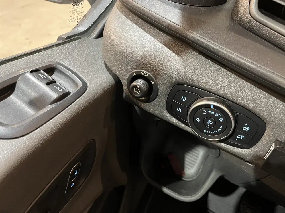 Ford Transit 350 2.0 TDCI L2 Trend RWD Open Laadbak uit 2020, foto 14