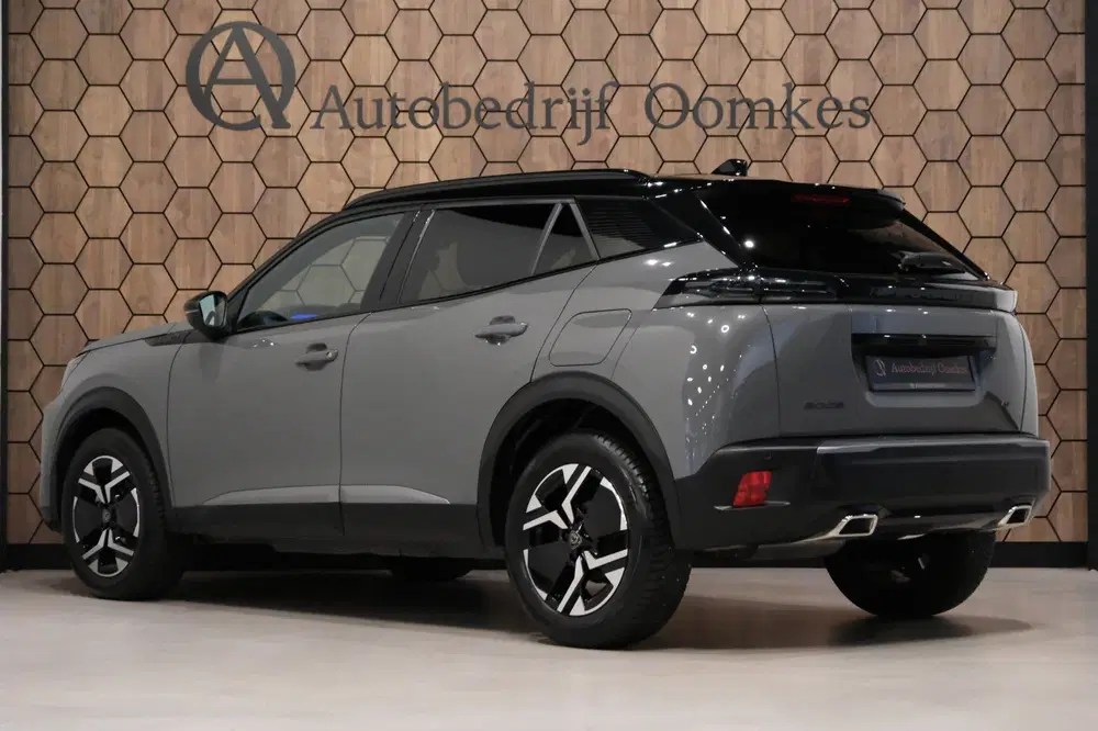 Peugeot 2008 1.2 PureTech 130 GT uit 2023, foto 9