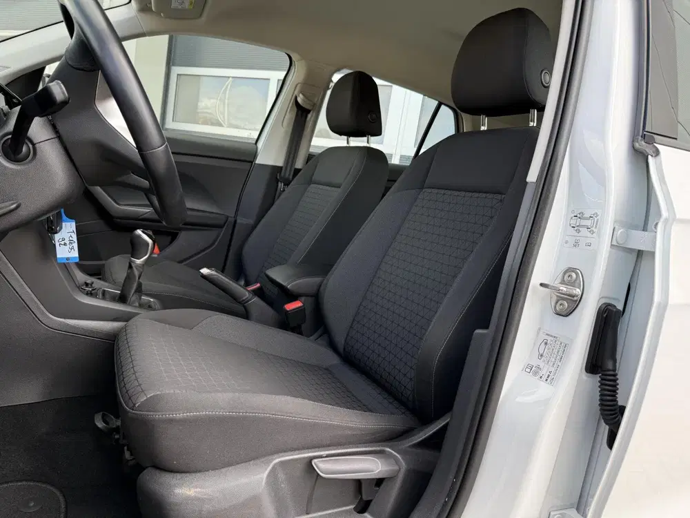 Volkswagen T-Cross 1.0 TSI Life uit 2023, foto 4