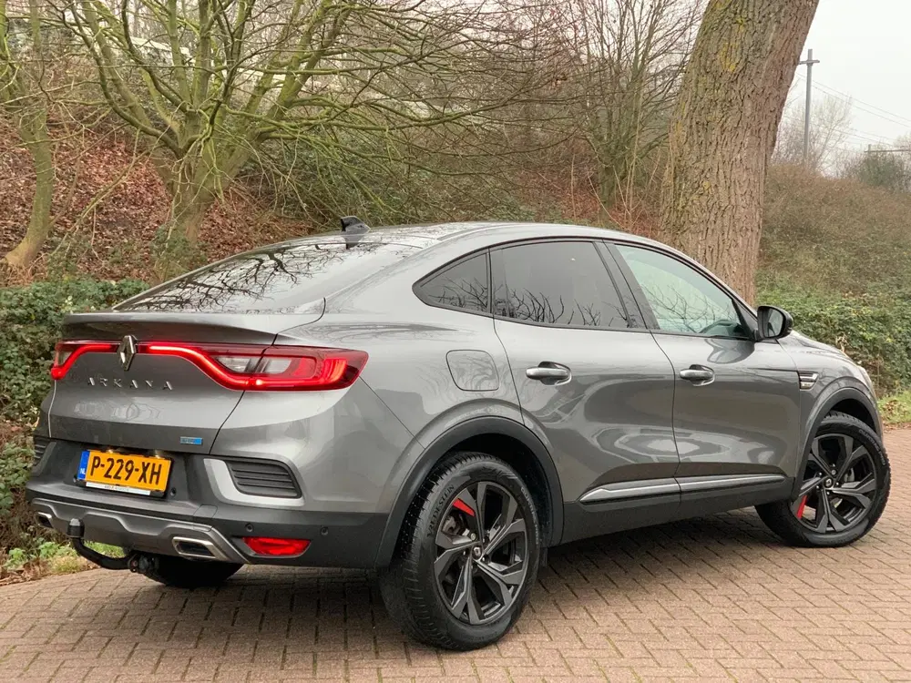 Renault Arkana 1.6 E-Tech Hybrid 145 R.S. Line NIEUWSTAAT uit 2022, foto 2