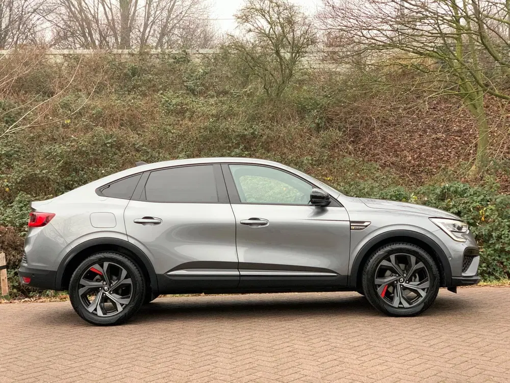 Renault Arkana 1.6 E-Tech Hybrid 145 R.S. Line NIEUWSTAAT uit 2022, foto 4