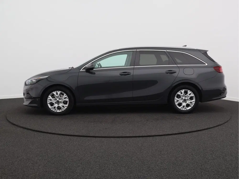 Kia Ceed 1.0 T-GDi MHEV DynamicPlusLine uit 2022, foto 10