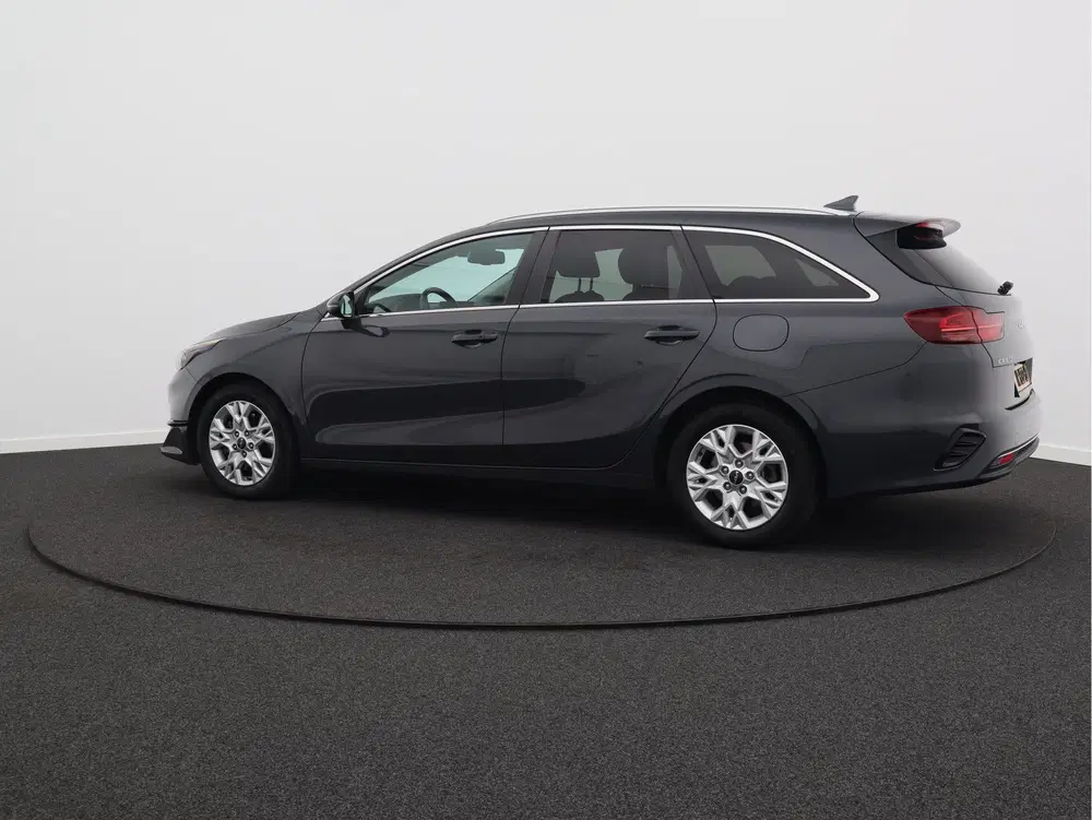 Kia Ceed 1.0 T-GDi MHEV DynamicPlusLine uit 2022, foto 12