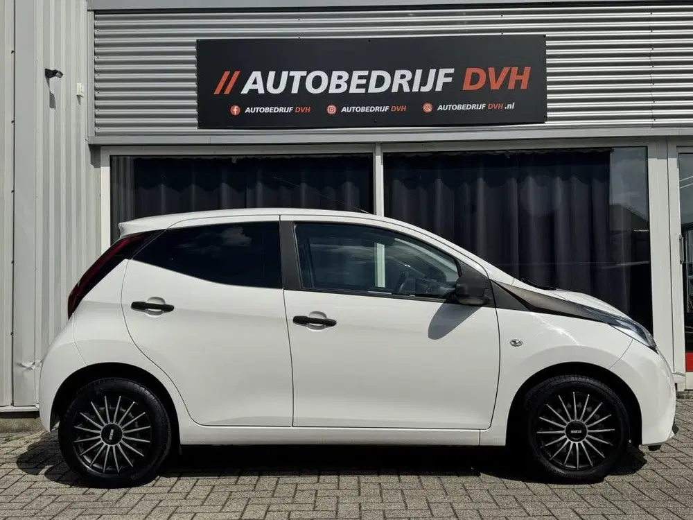 Toyota Aygo 1.0 VVT-i x-fun uit 2019, foto 14