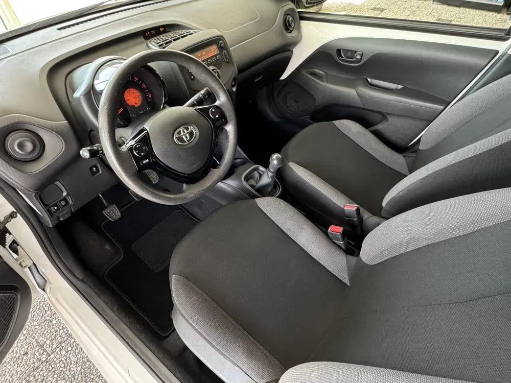 Toyota Aygo 1.0 VVT-i x-fun uit 2019, foto 4